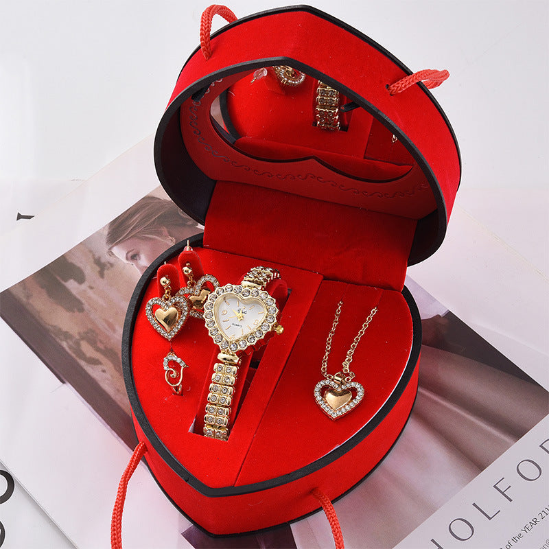 Top 10 Affordable Mother's Day Jewelry Gifts in Canada 2026