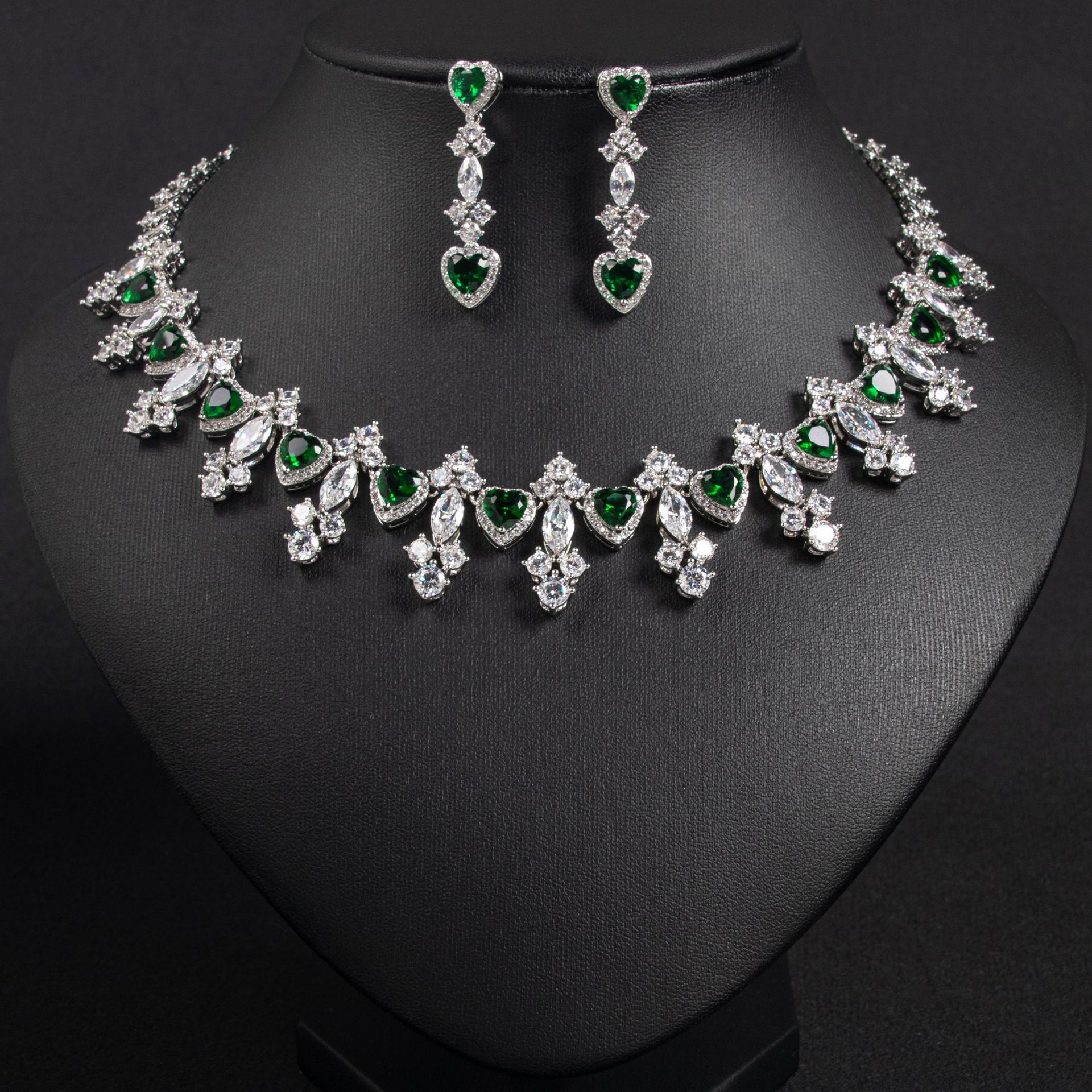 Necklace & Earrings Set