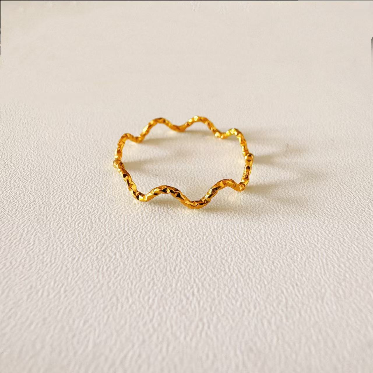 Herringbone Pattern Knuckle Ring
