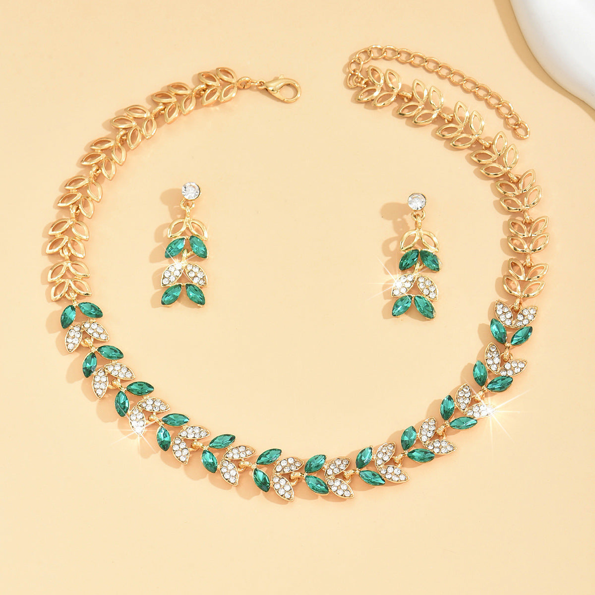 Women's Necklace and Earrings set