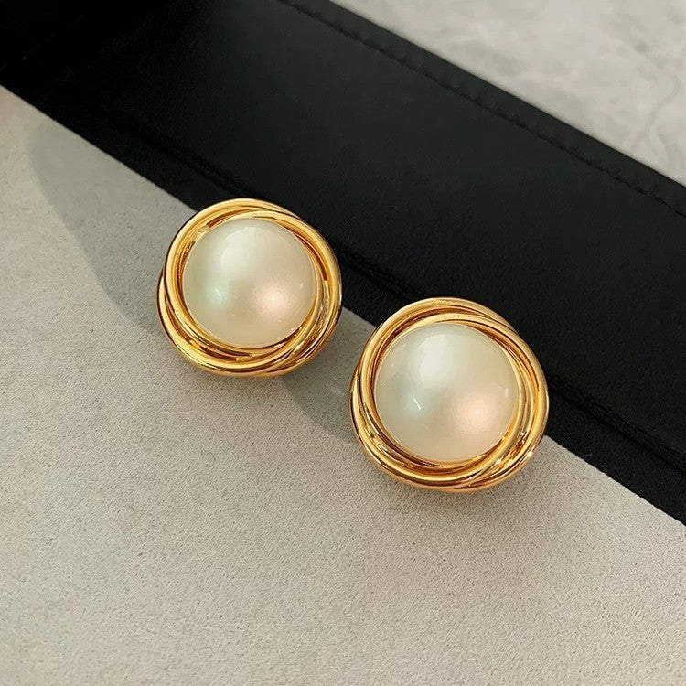 Freshwater Pearl Stud Earrings