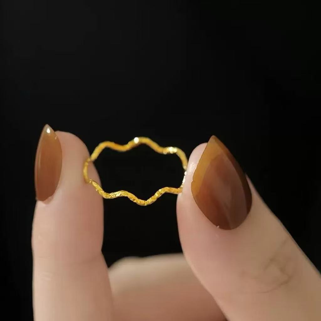 Herringbone Pattern Knuckle Ring